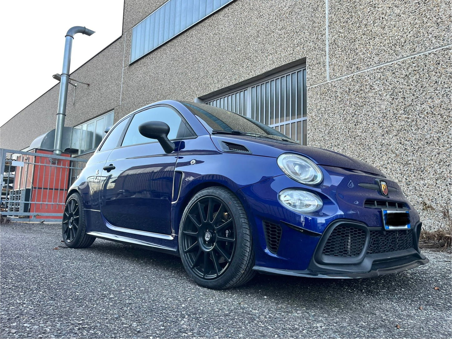Wide fender flares for Abarth 500