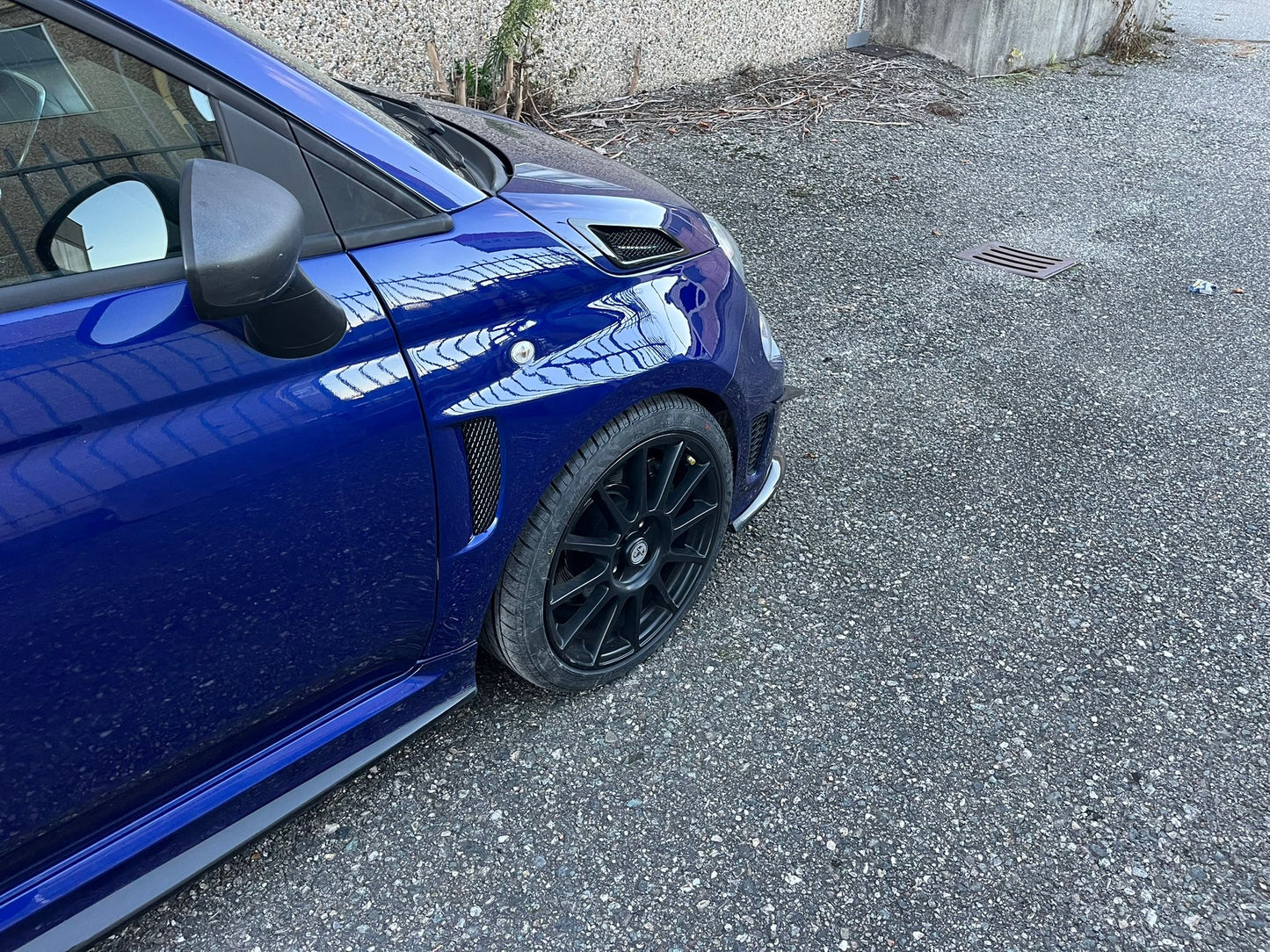 Wide fender flares for Abarth 500