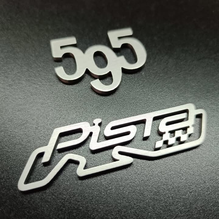 Kit Badge - 595/695 - "Personalizzabile"